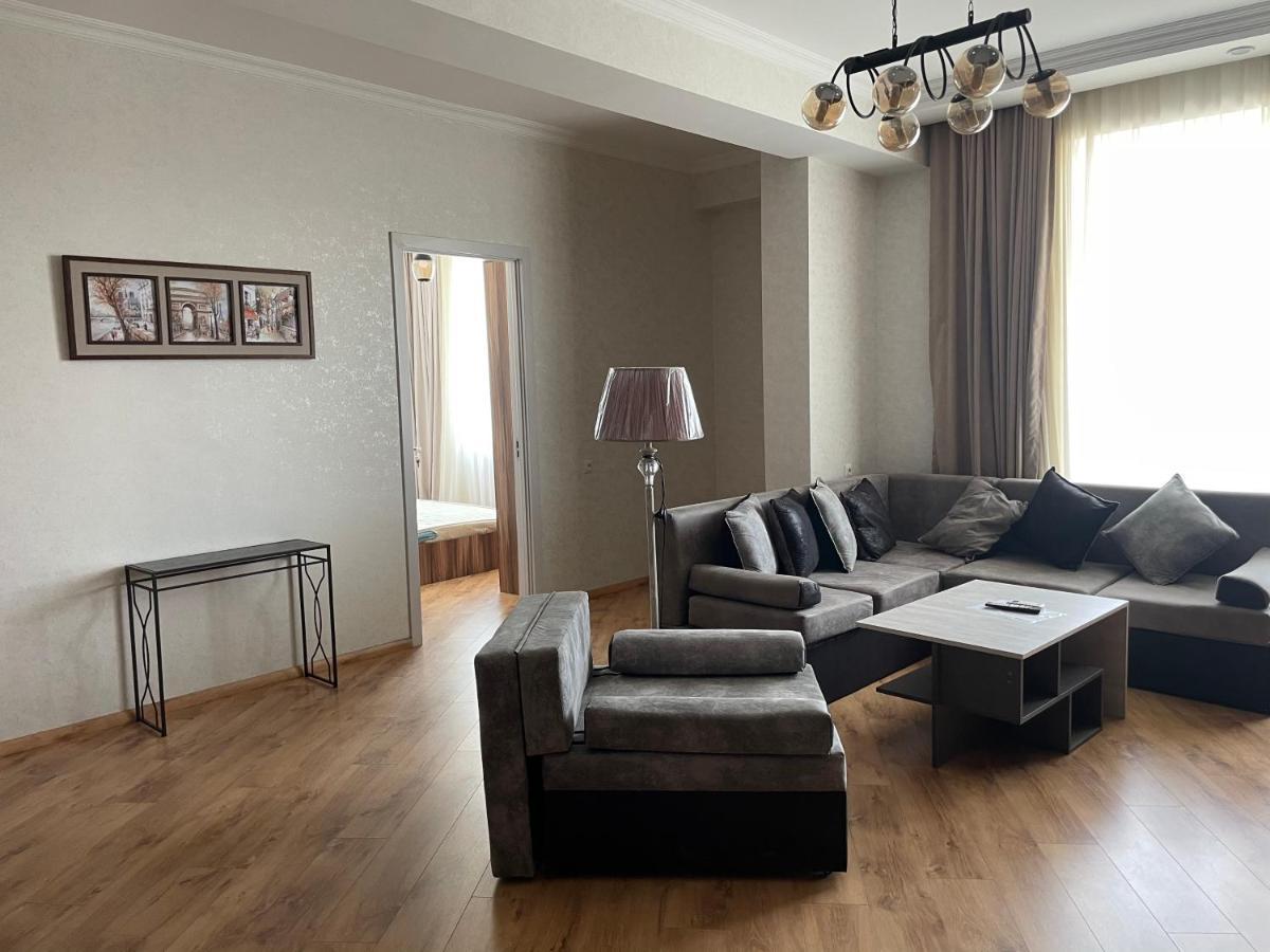 Vazi Aparthotel ティビリシ エクステリア 写真