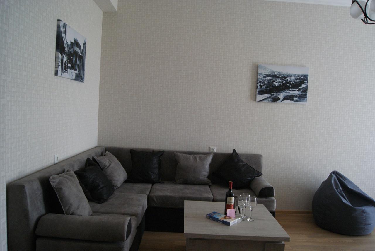 Vazi Aparthotel ティビリシ エクステリア 写真
