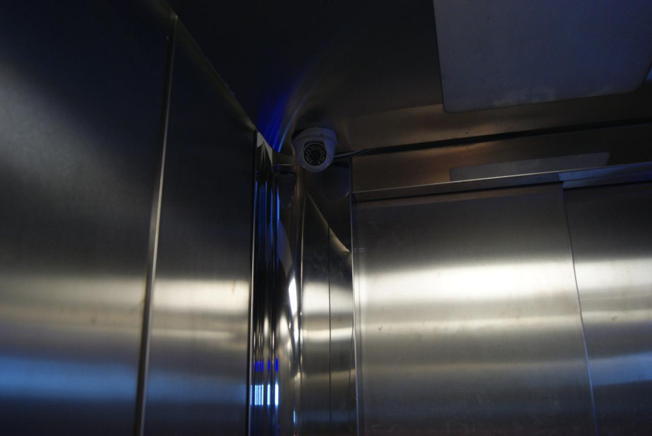 Vazi Aparthotel ティビリシ エクステリア 写真