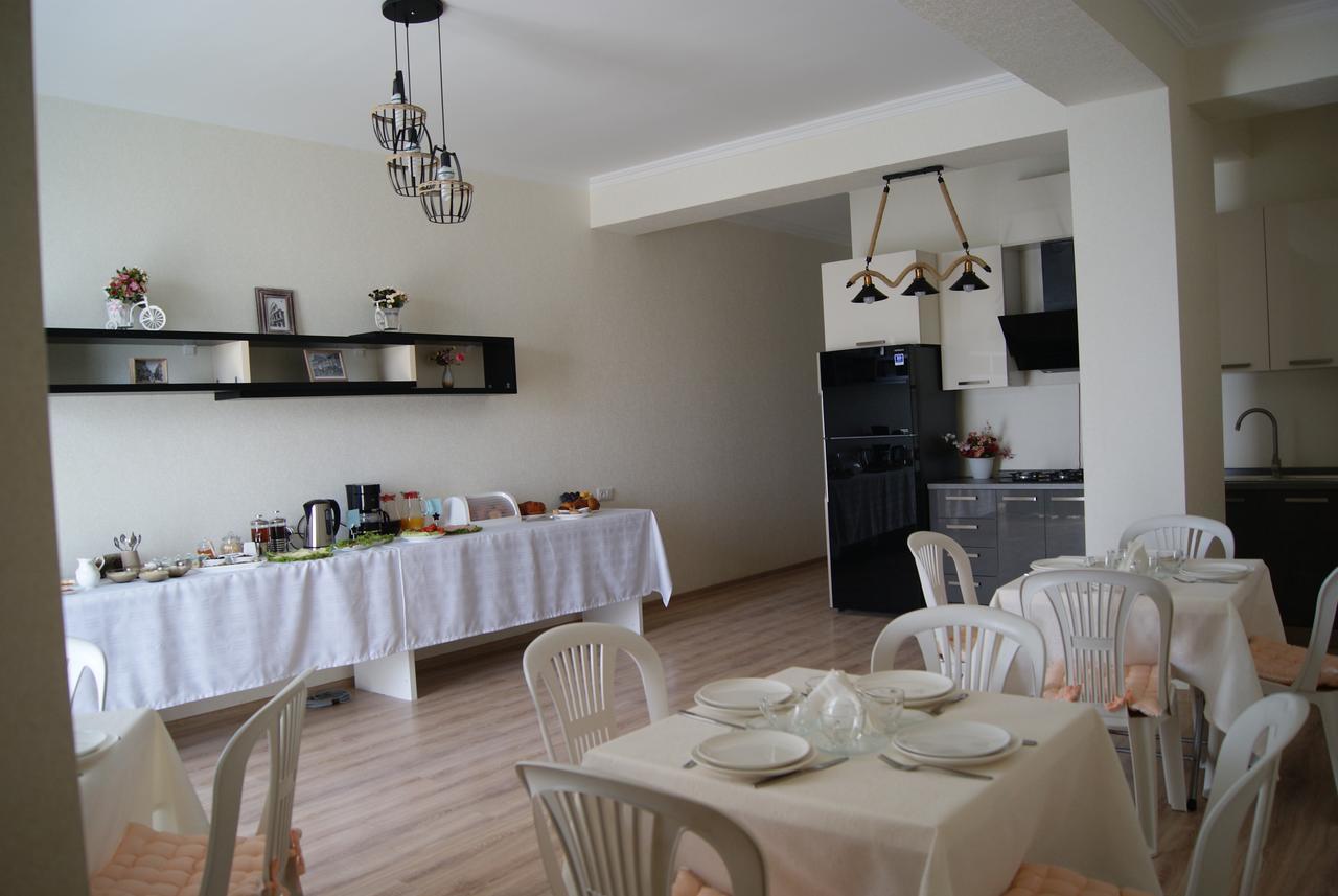 Vazi Aparthotel ティビリシ エクステリア 写真